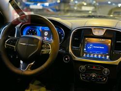 کرایسلەر 300